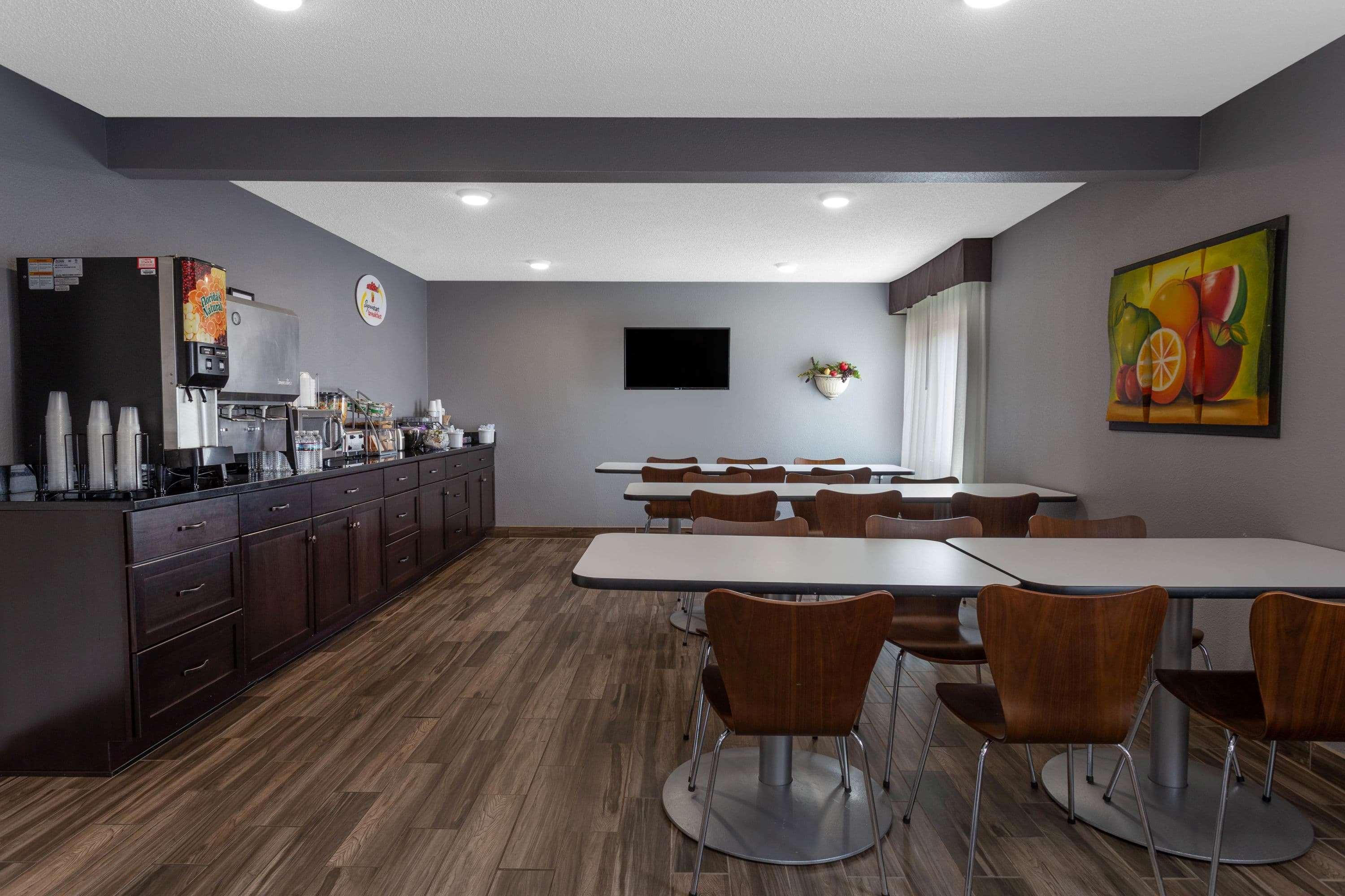 Super 8 By Wyndham South Holland Ξενοδοχείο Εξωτερικό φωτογραφία