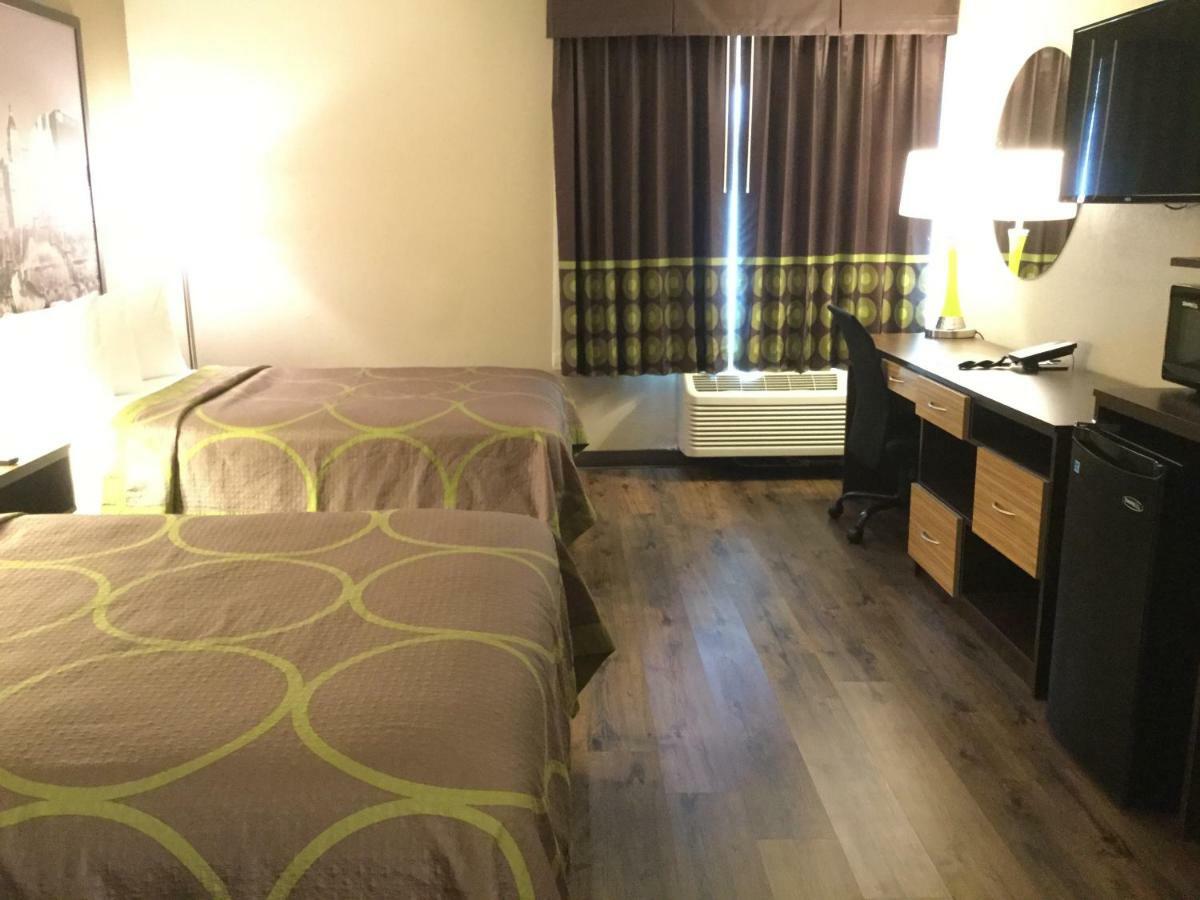 Super 8 By Wyndham South Holland Ξενοδοχείο Εξωτερικό φωτογραφία